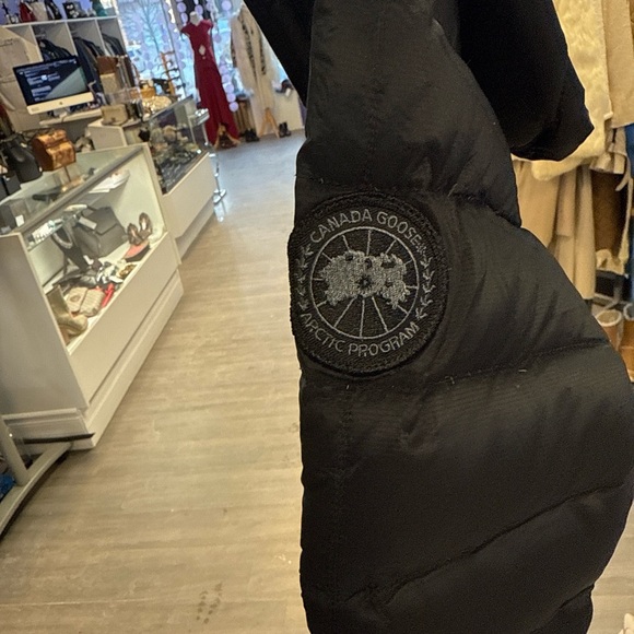 Canada Goose Brookvale Hooded Coat 539 Size Small - Picture 12 of 13